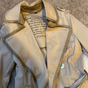Coach trench coat size small